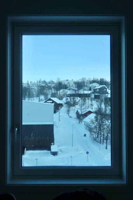 New Magnificent View Apartment Near The Centre Tromsø Extérieur photo